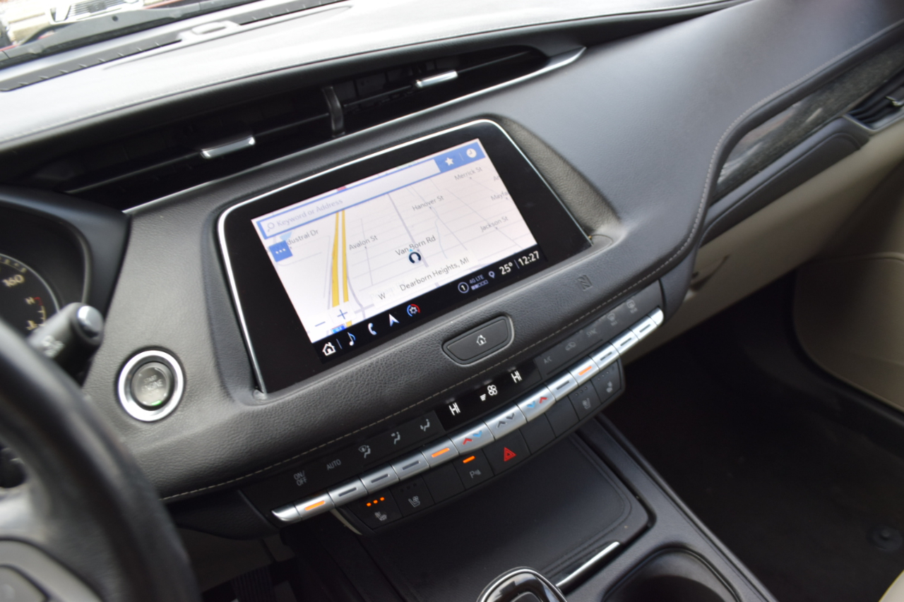 Cadillac XT4 AWD 4dr Premium Luxury 2021