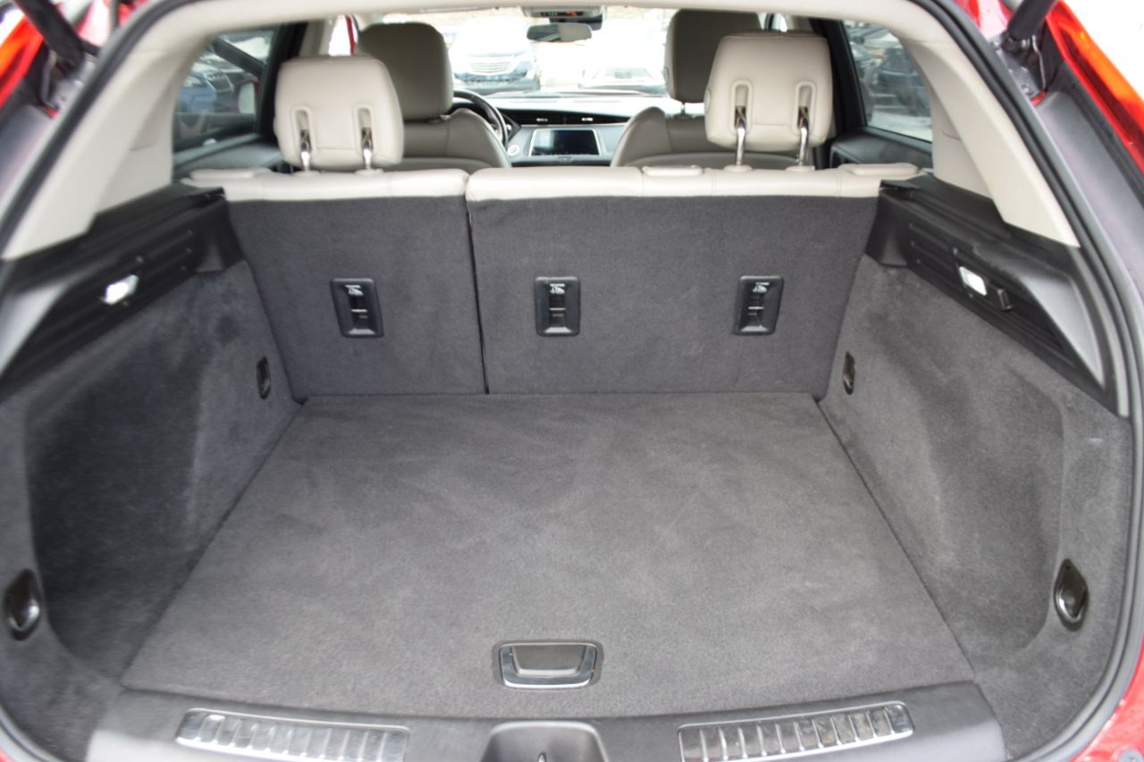 Cadillac XT4 AWD 4dr Premium Luxury 2021