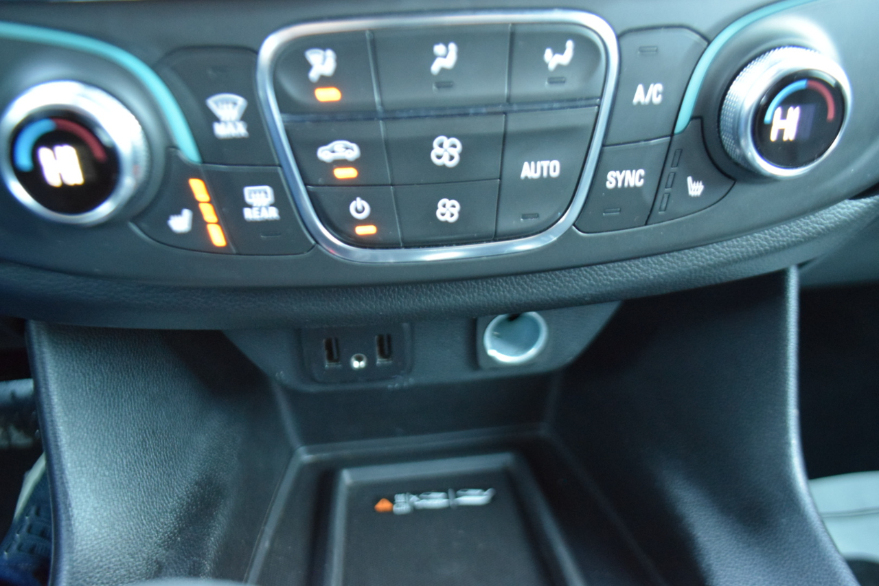 Chevrolet Traverse FWD 4dr LT Cloth w/1LT 2023