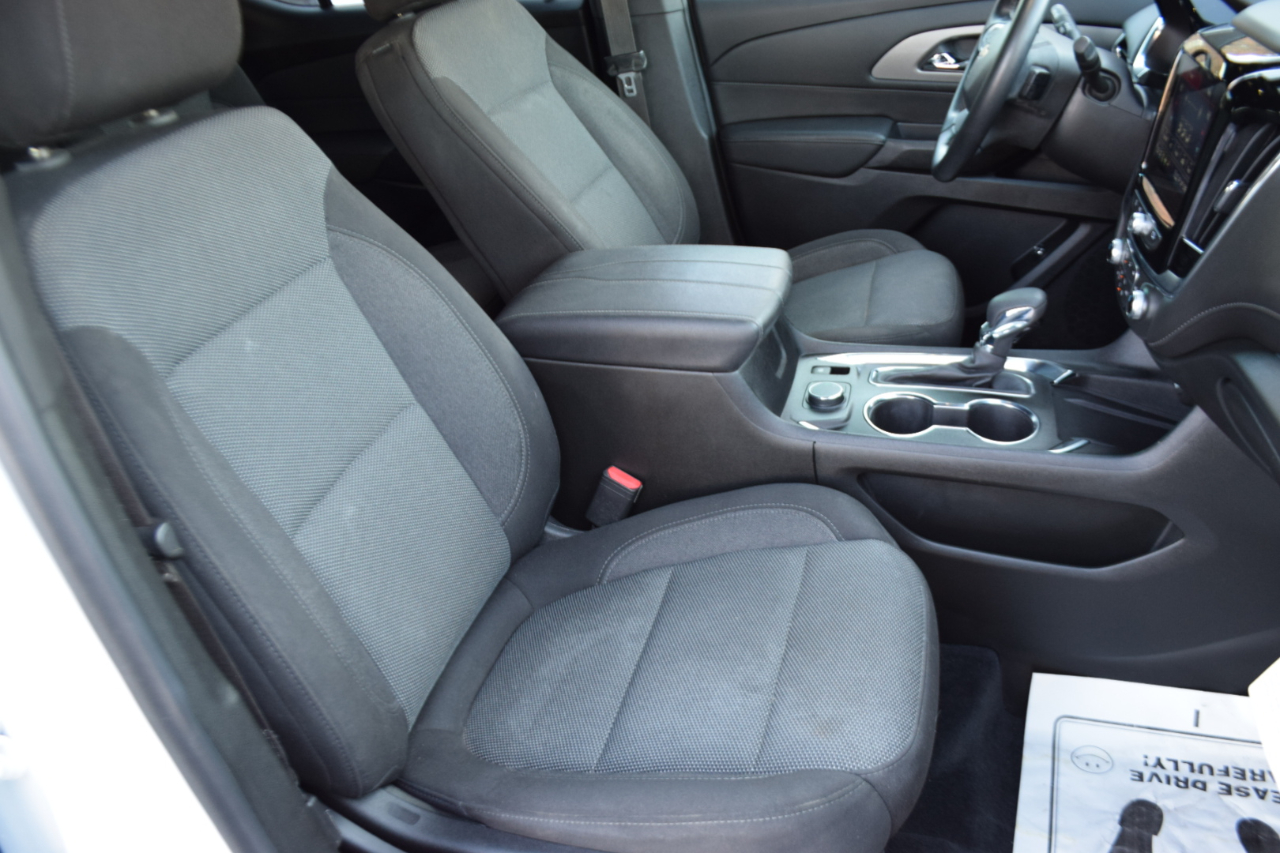 Chevrolet Traverse FWD 4dr LT Cloth w/1LT 2023