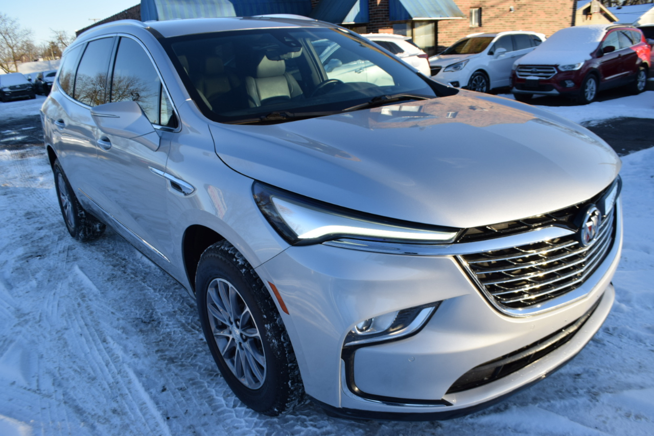 Buick Enclave FWD 4dr Premium 2022