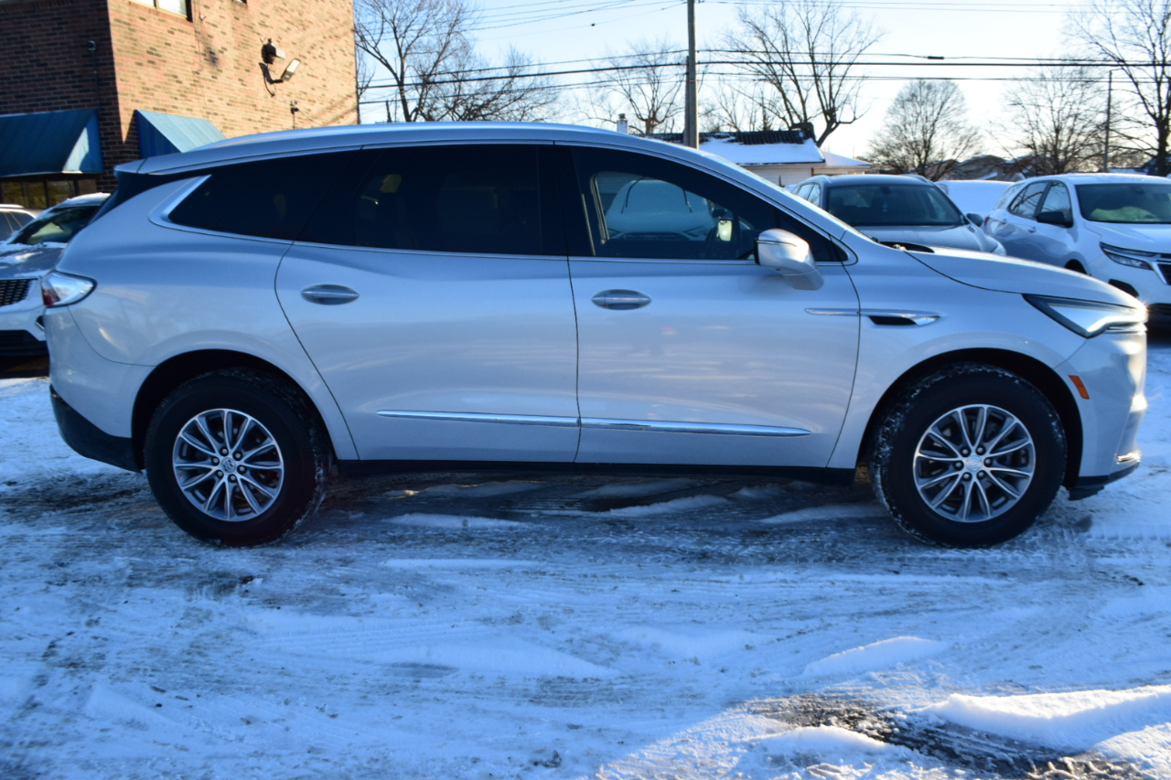Buick Enclave FWD 4dr Premium 2022