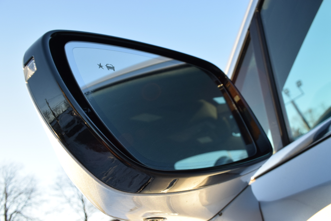 Buick Enclave FWD 4dr Premium 2022