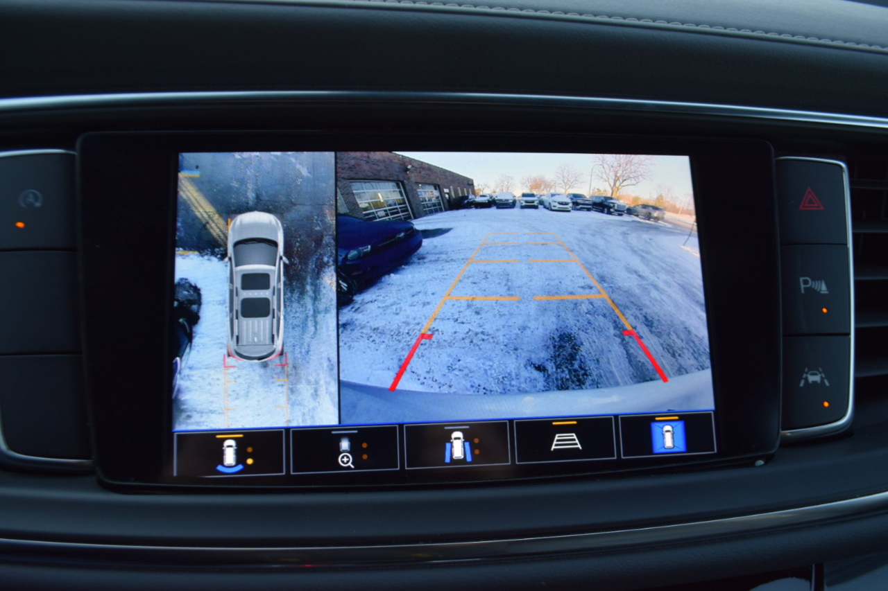 Buick Enclave FWD 4dr Premium 2022