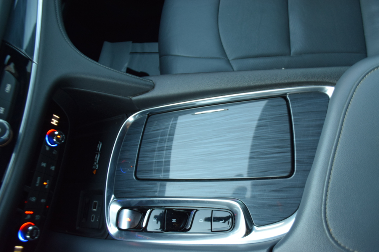 Buick Enclave FWD 4dr Premium 2022