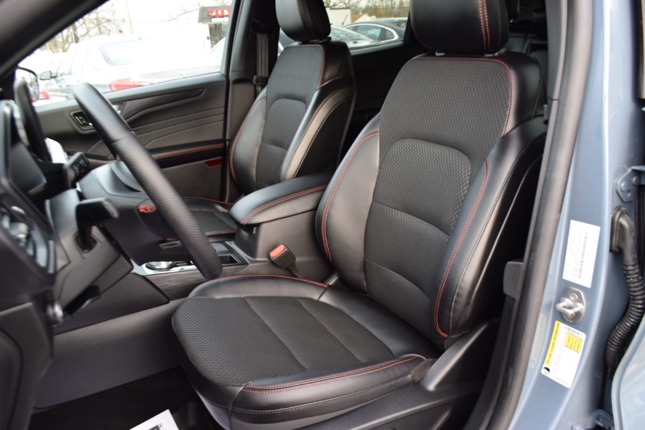 Ford Escape ST-Line AWD 2025