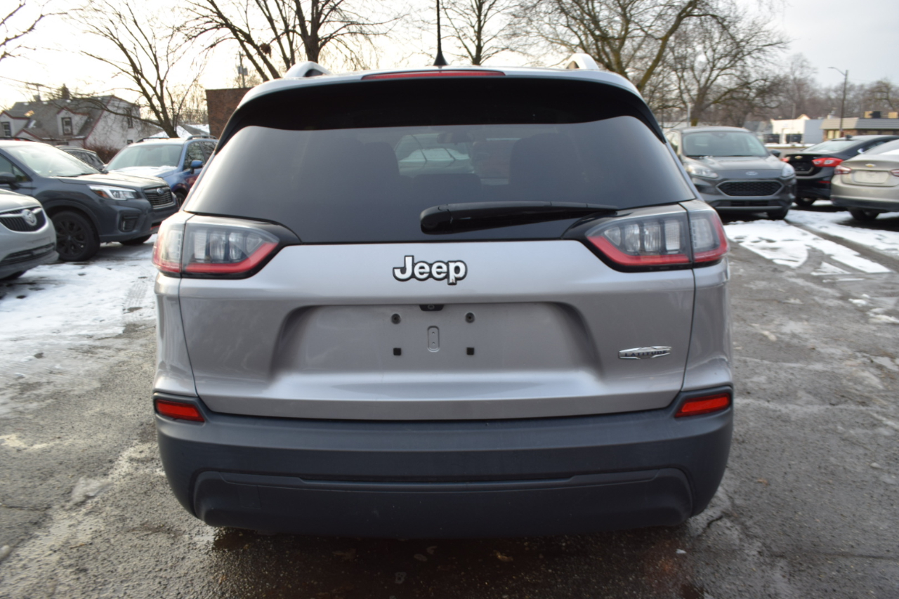 Jeep Cherokee Latitude FWD 2019