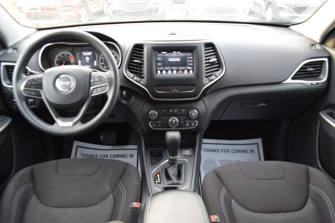 Jeep Cherokee Latitude FWD 2019