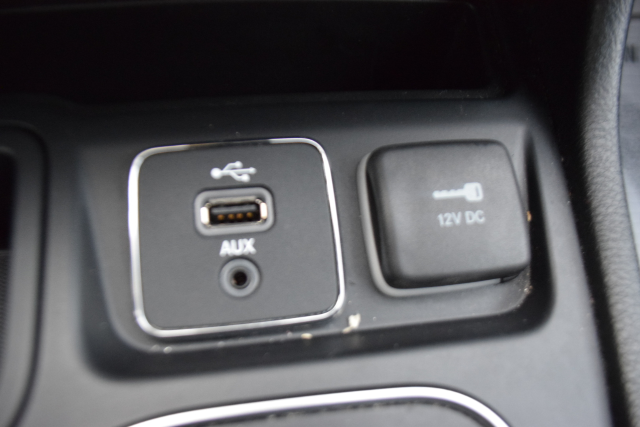 Jeep Cherokee Latitude FWD 2019