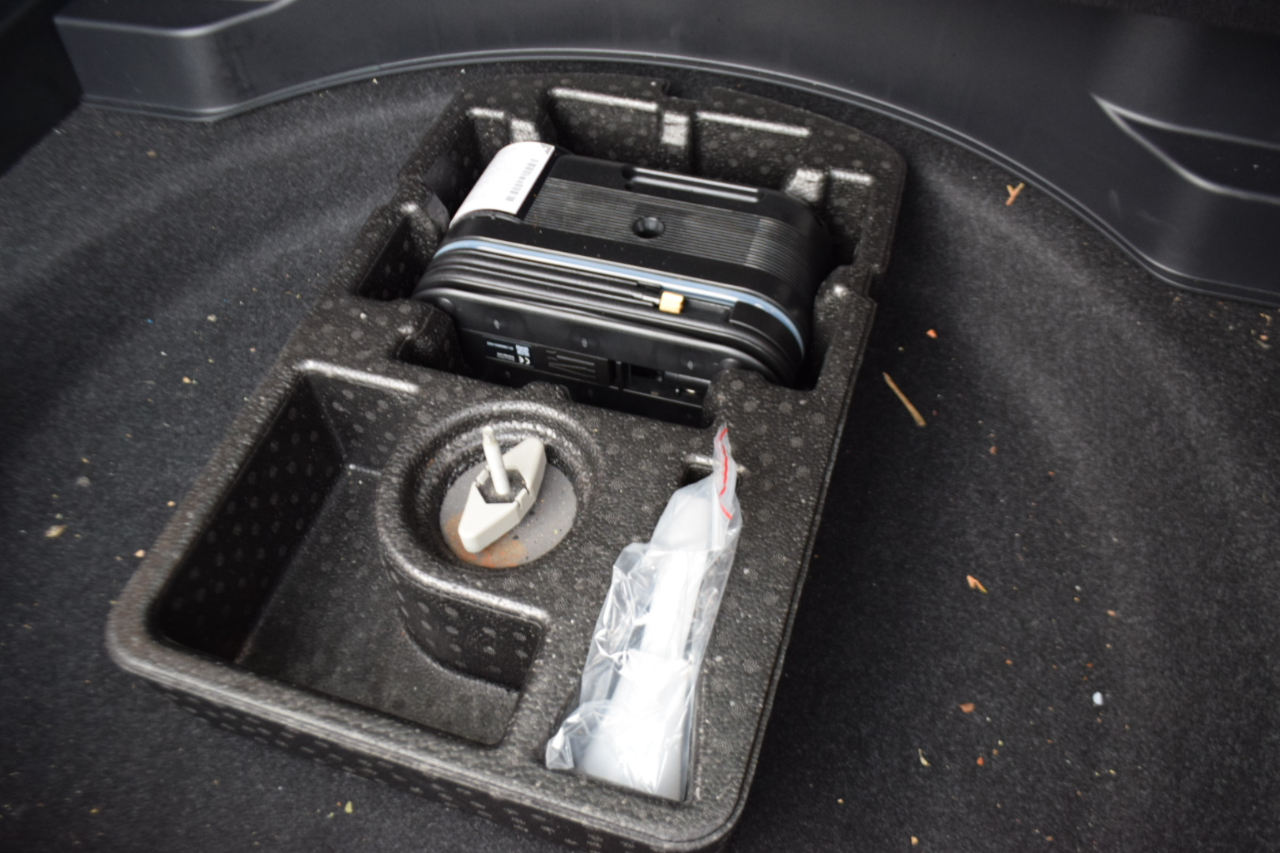 Jeep Cherokee Latitude FWD 2019