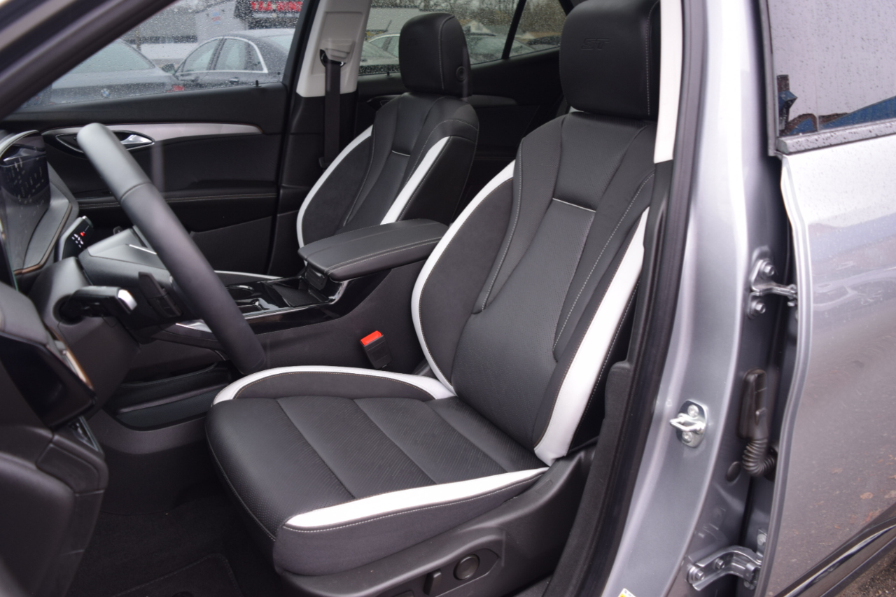 Buick Envision AWD 4dr Sport Touring 2025