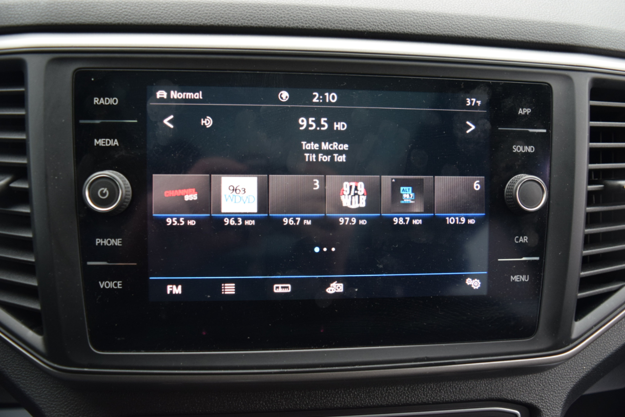 Volkswagen Atlas Cross Sport 2.0T SE w/Technology 4MOTION 2020