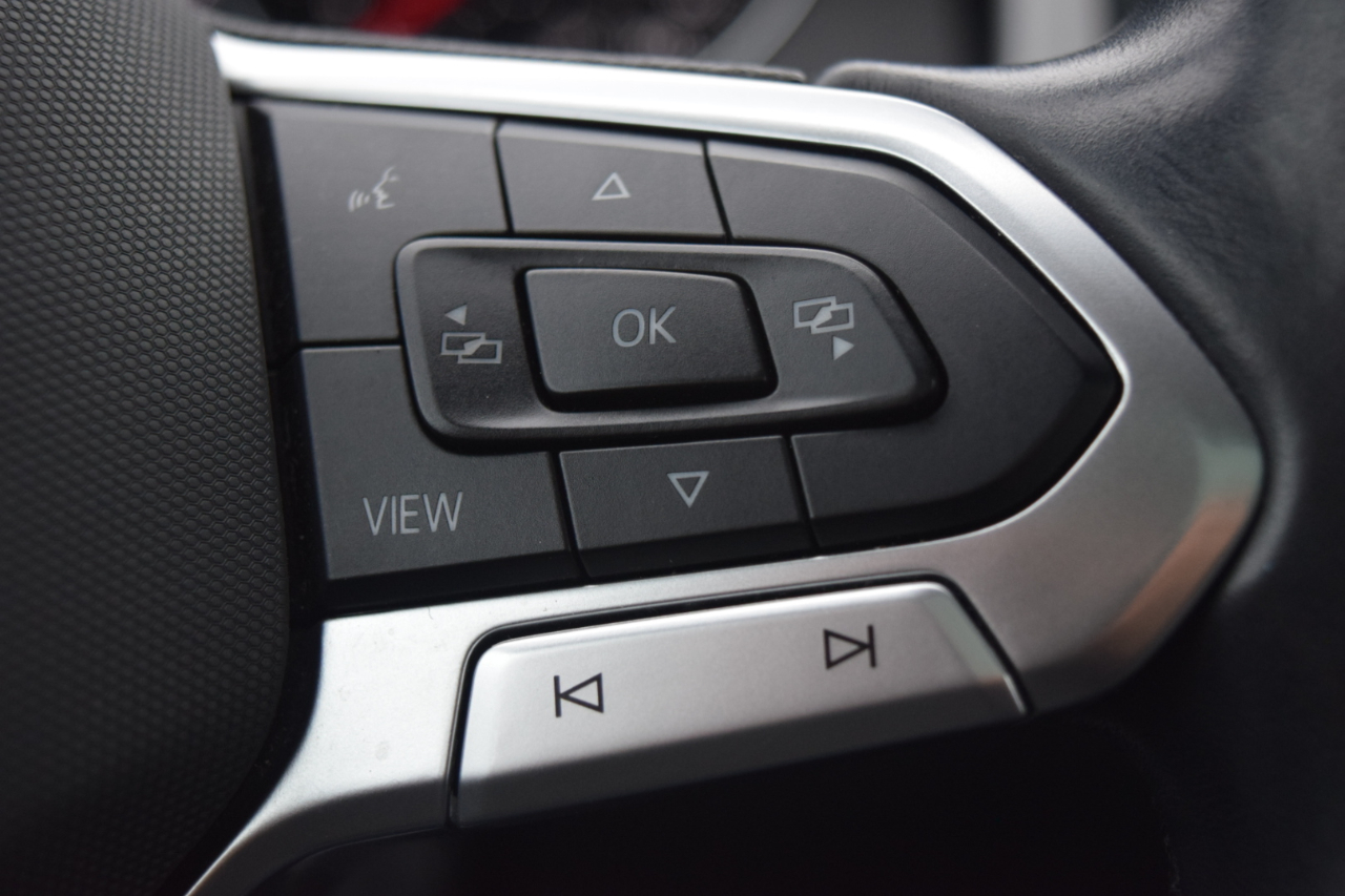 Volkswagen Atlas Cross Sport 2.0T SE w/Technology 4MOTION 2020