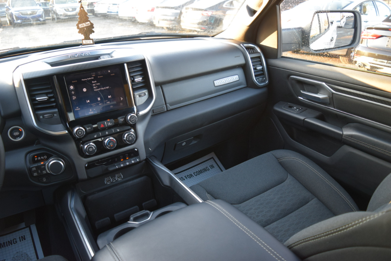 RAM 1500 Big Horn 4x4 Quad Cab 6'4" Box 2025