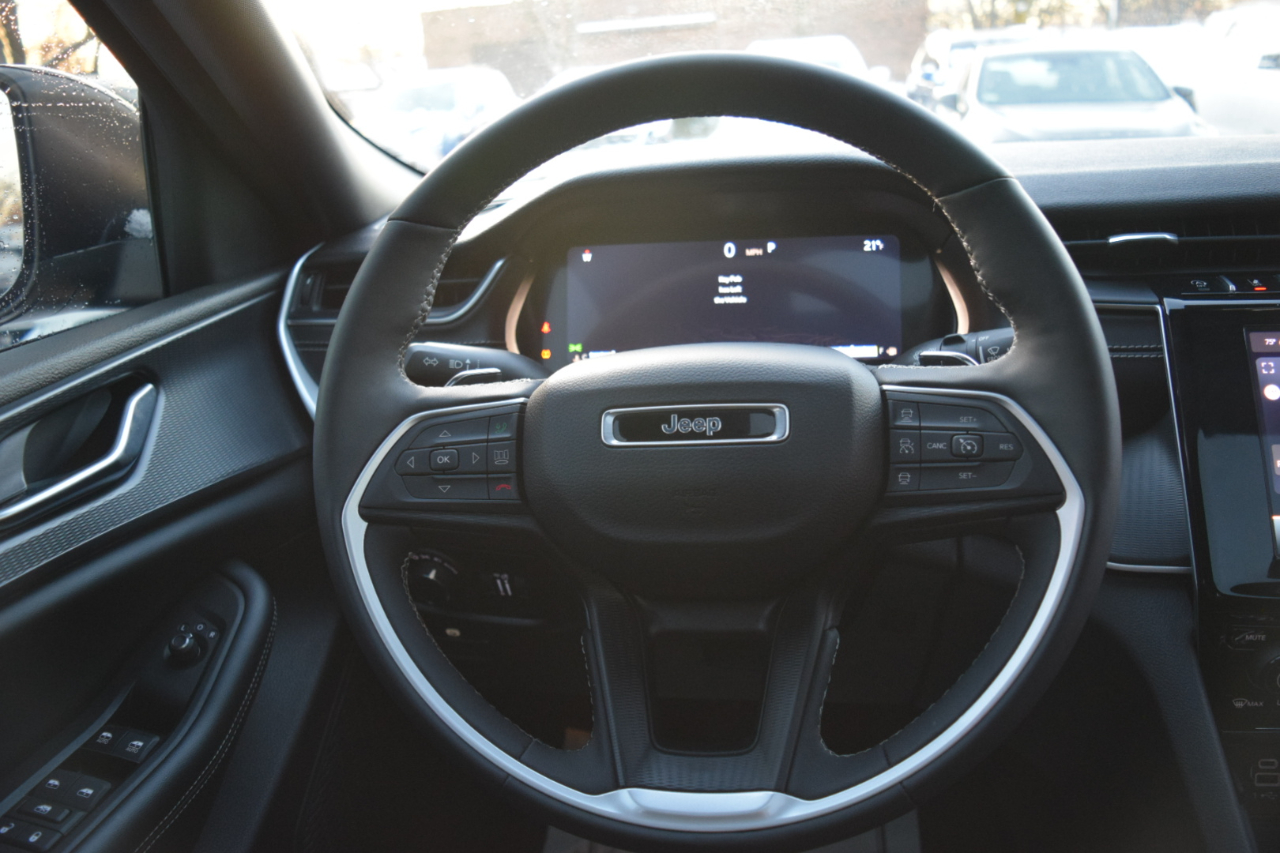 Jeep Grand Cherokee L Laredo X 4x4 2024