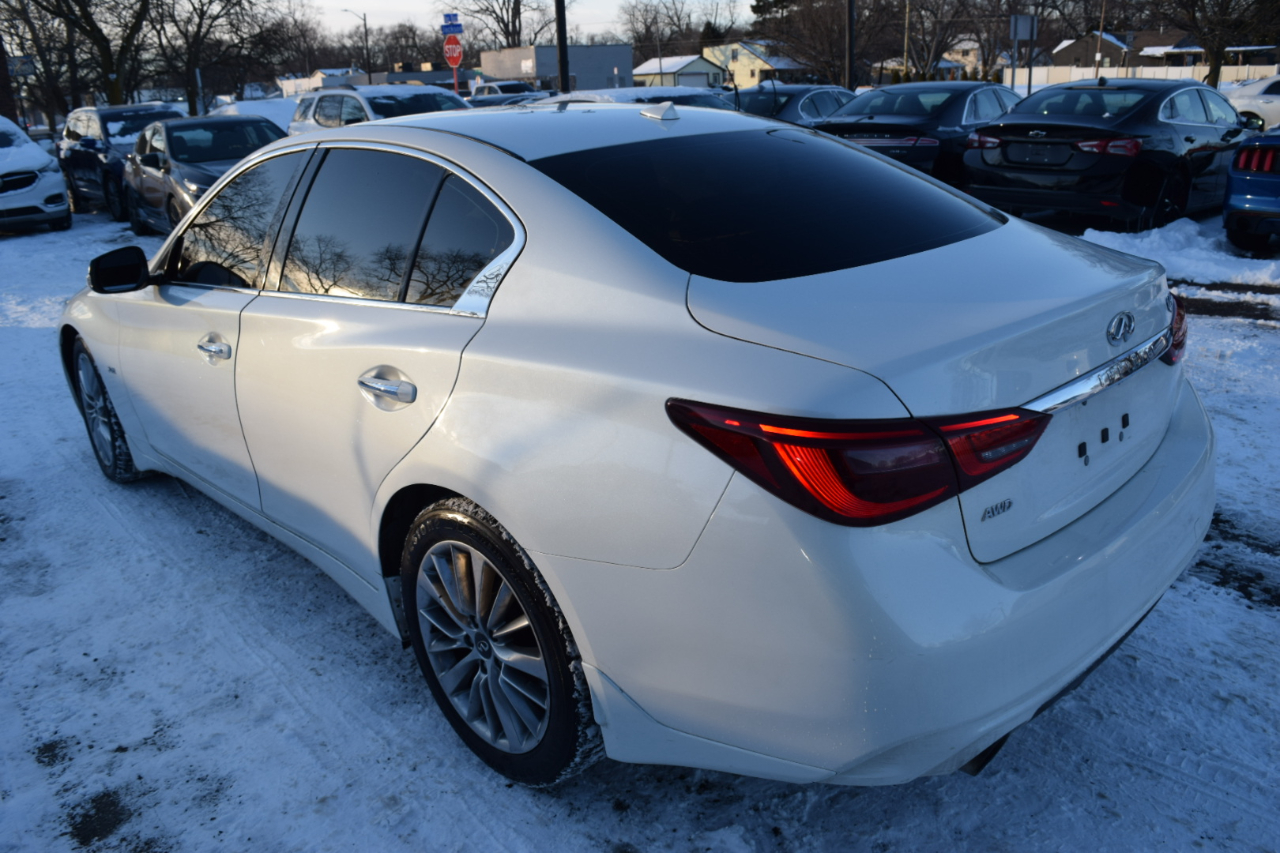 Infiniti Q50 LUXE AWD 2018