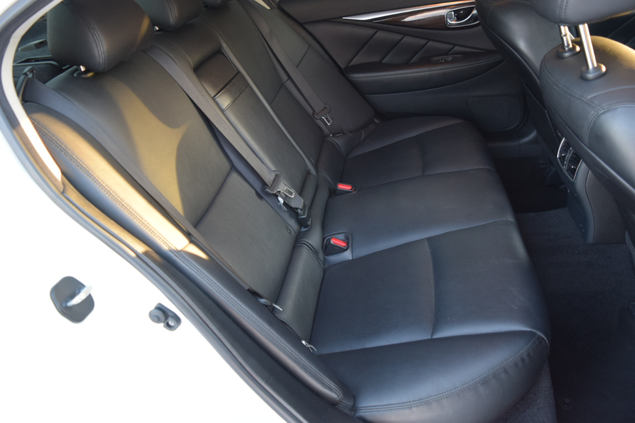 Infiniti Q50 LUXE AWD 2018