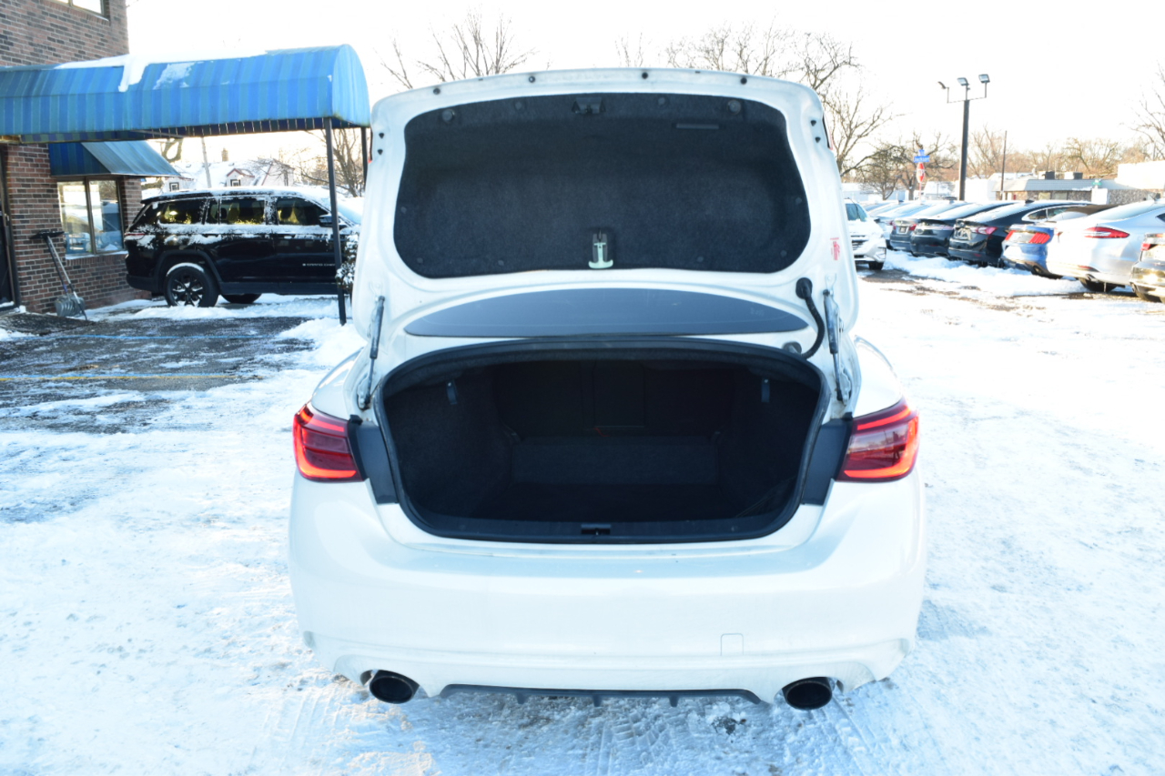 Infiniti Q50 LUXE AWD 2018