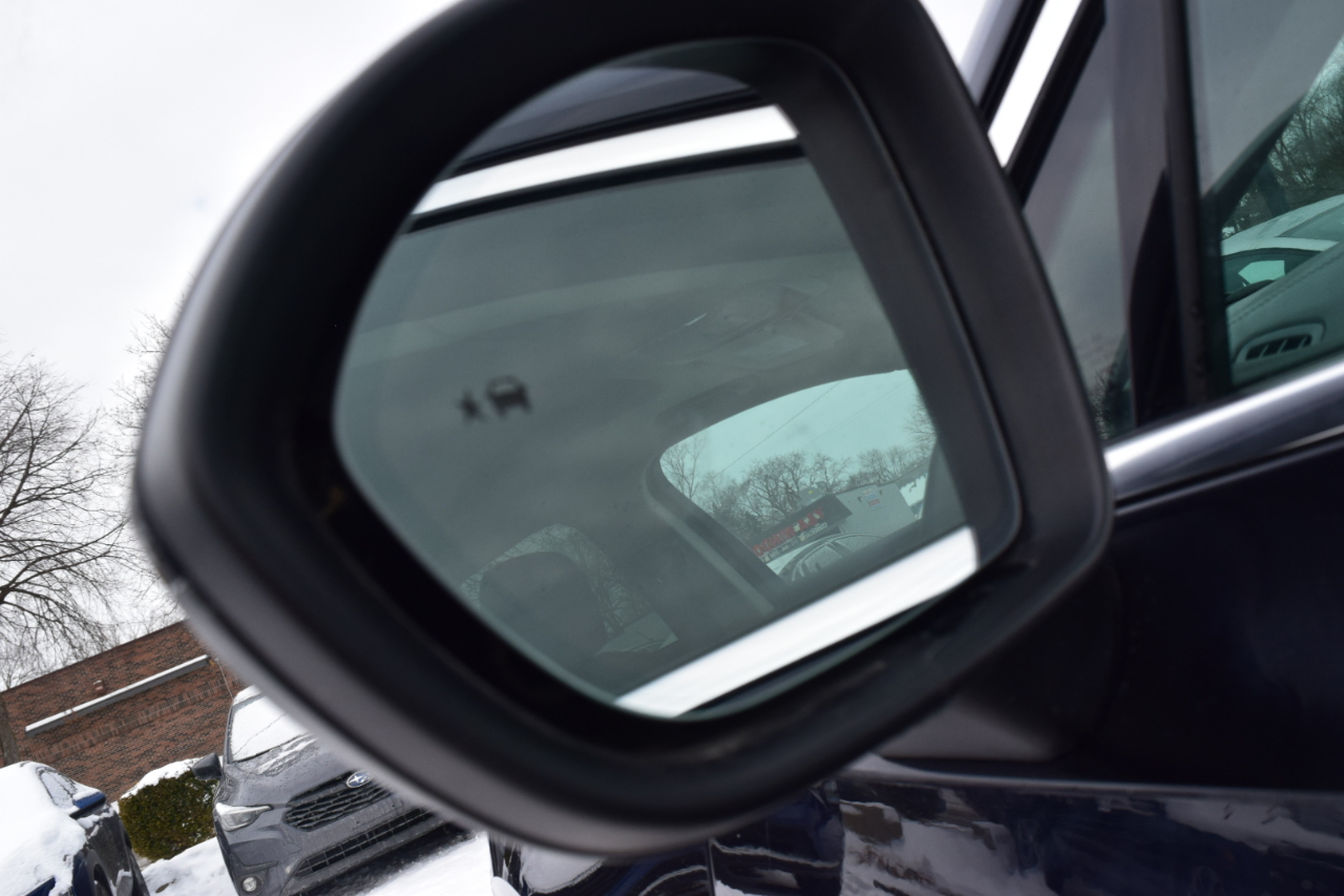 Buick Envision FWD 4dr Essence 2021