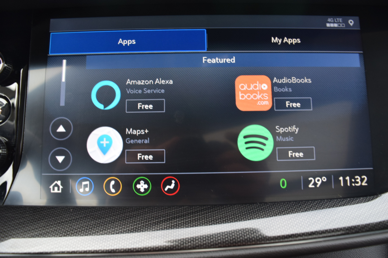 Buick Envision FWD 4dr Essence 2021