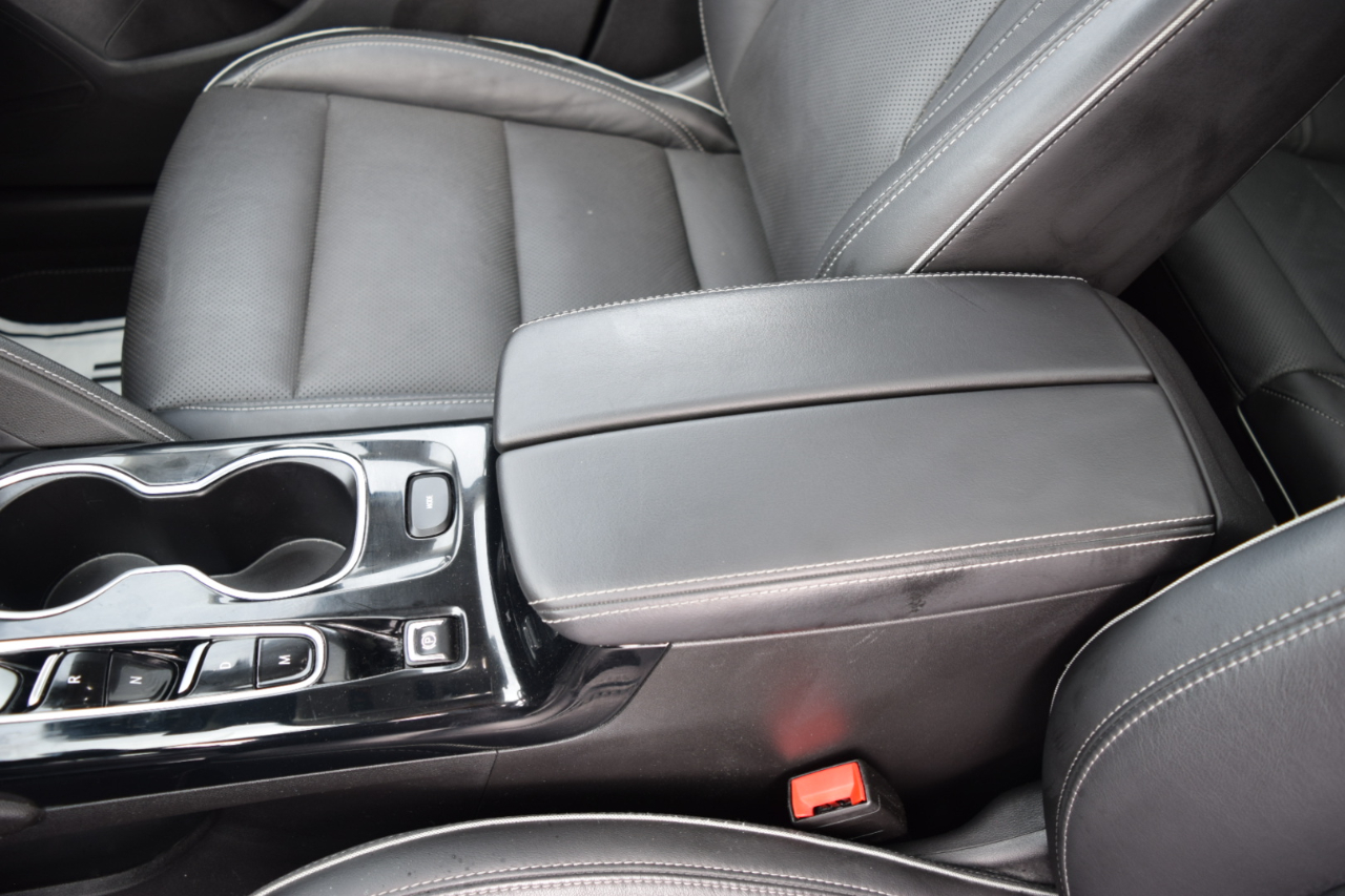 Buick Envision FWD 4dr Essence 2021