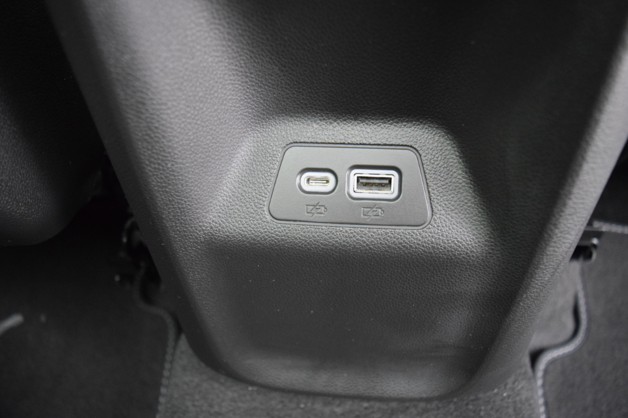 Buick Envision FWD 4dr Essence 2021