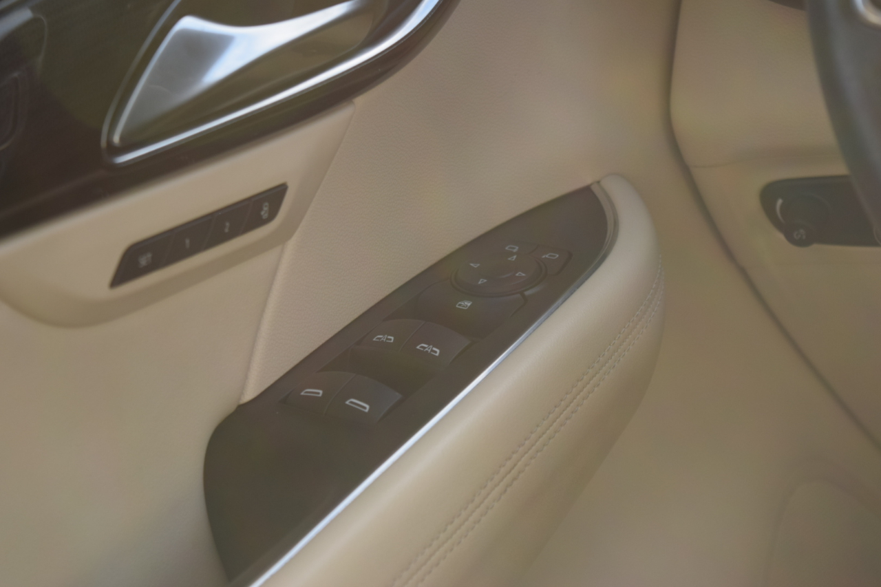 Buick Envision AWD 4dr Essence 2021