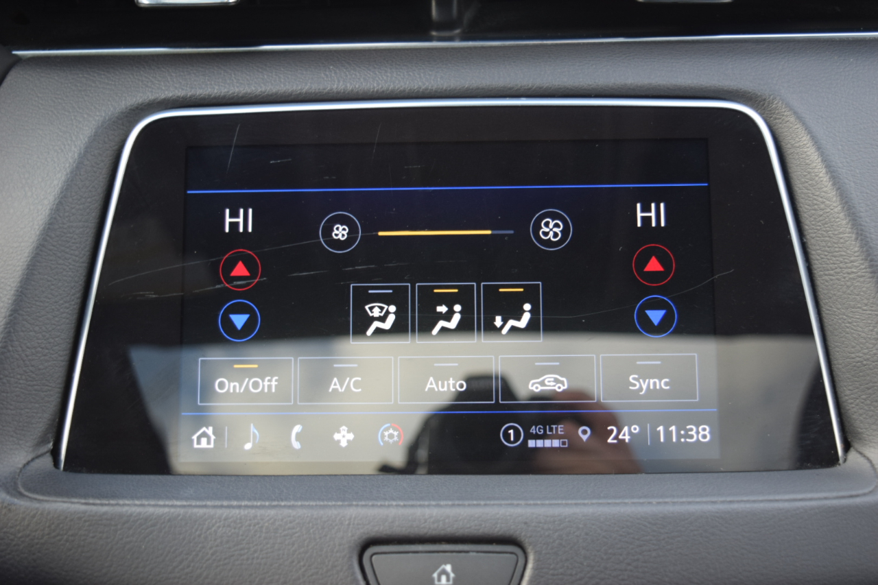 Cadillac XT4 AWD 4dr Sport 2023