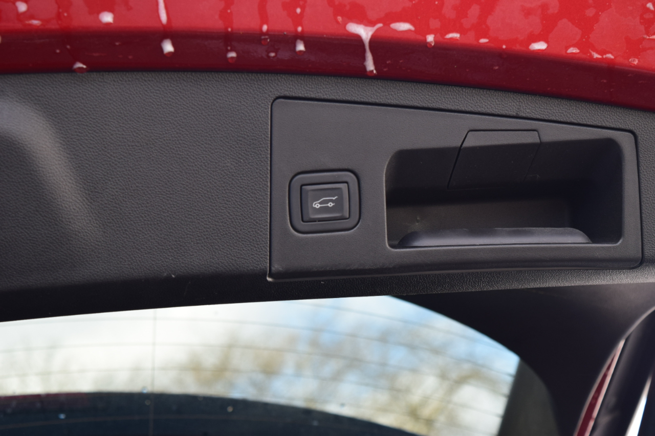 Cadillac XT4 AWD 4dr Sport 2023