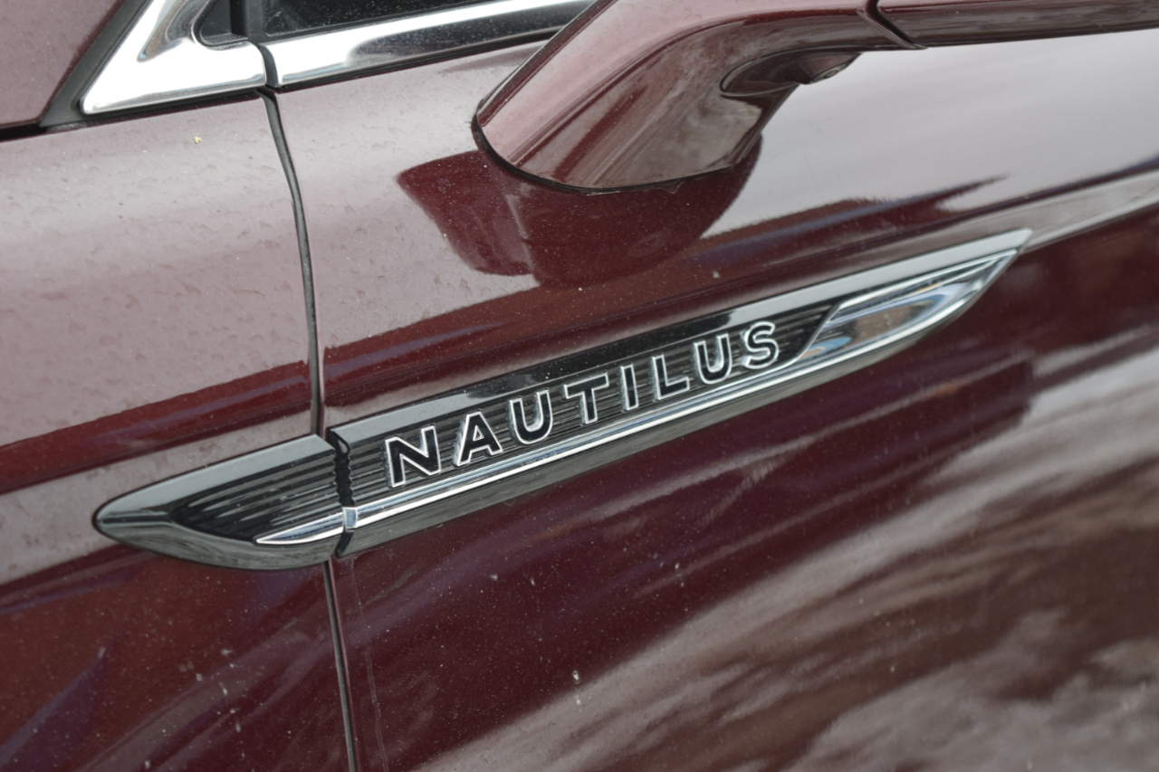 Lincoln Nautilus Black Label AWD 2019