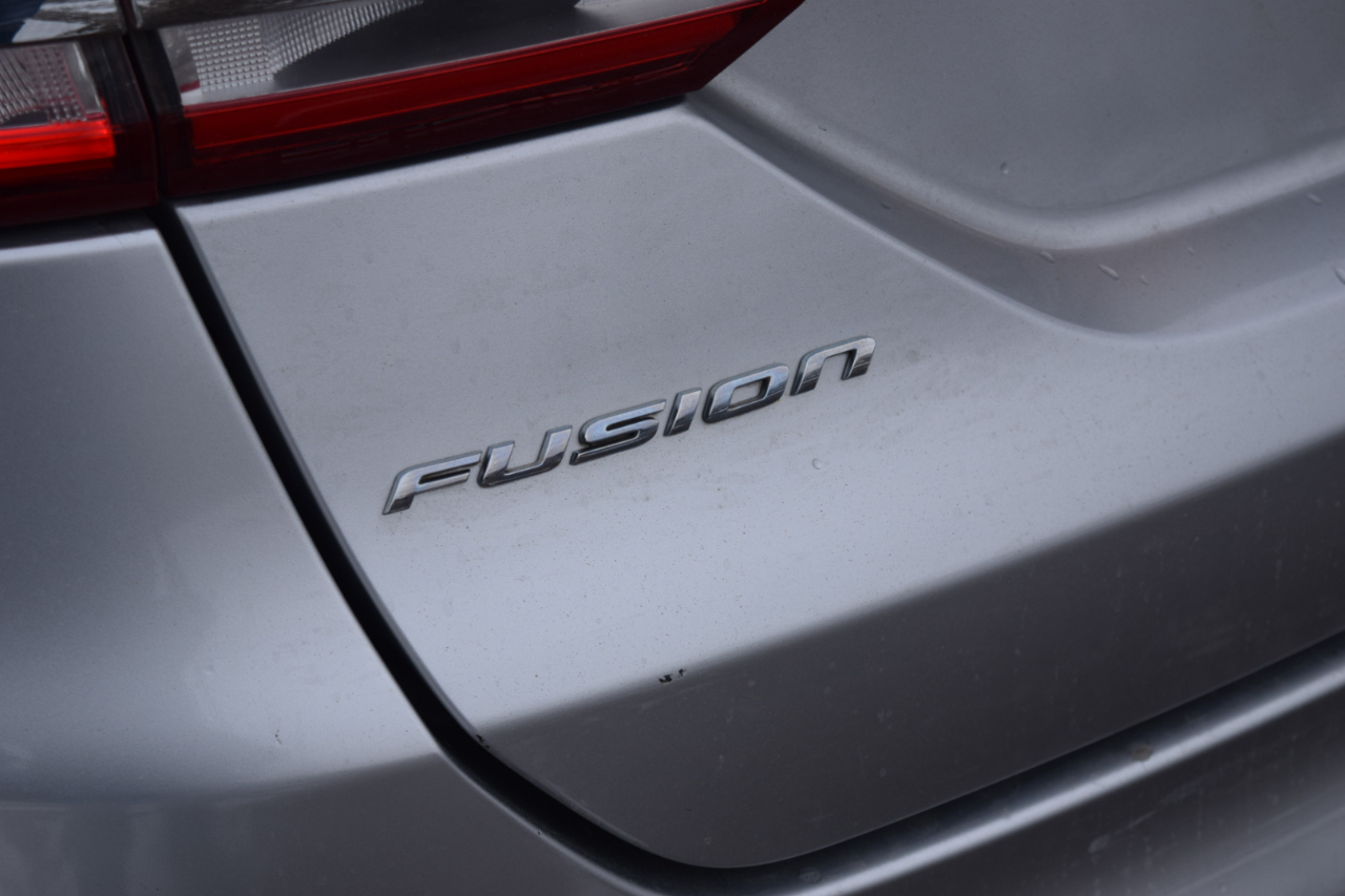 Ford Fusion SE FWD 2017