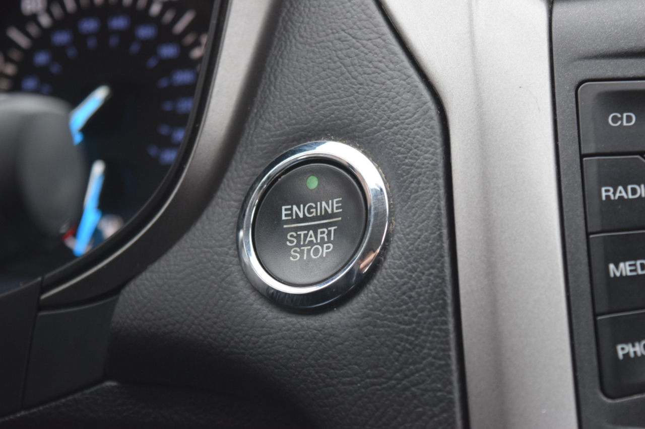 Ford Fusion SE FWD 2017