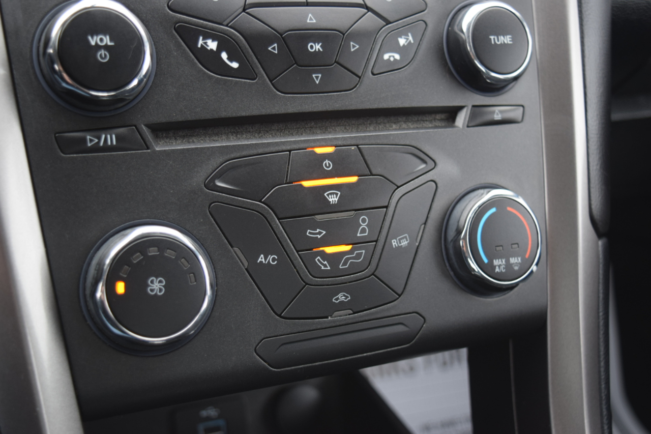 Ford Fusion SE FWD 2017