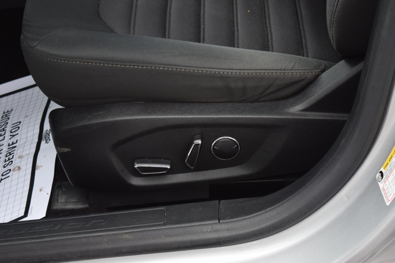 Ford Fusion SE FWD 2017