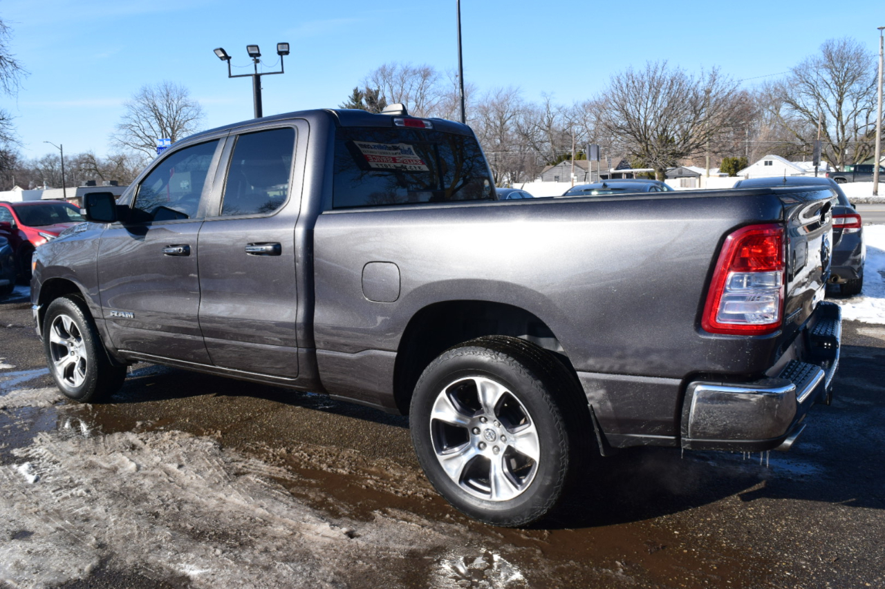 RAM 1500 Big Horn 4x4 Quad Cab 6'4" Box 2019