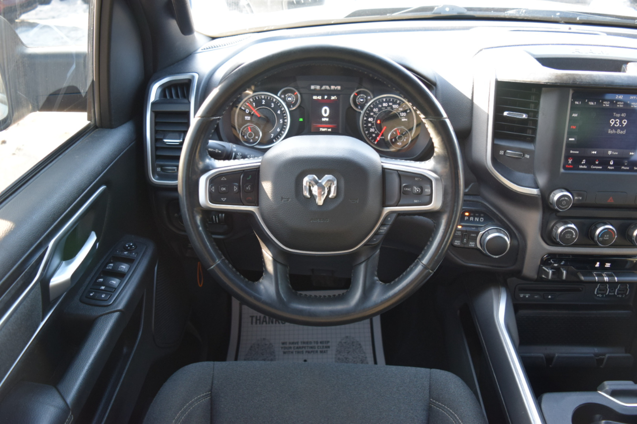 RAM 1500 Big Horn 4x4 Quad Cab 6'4" Box 2019