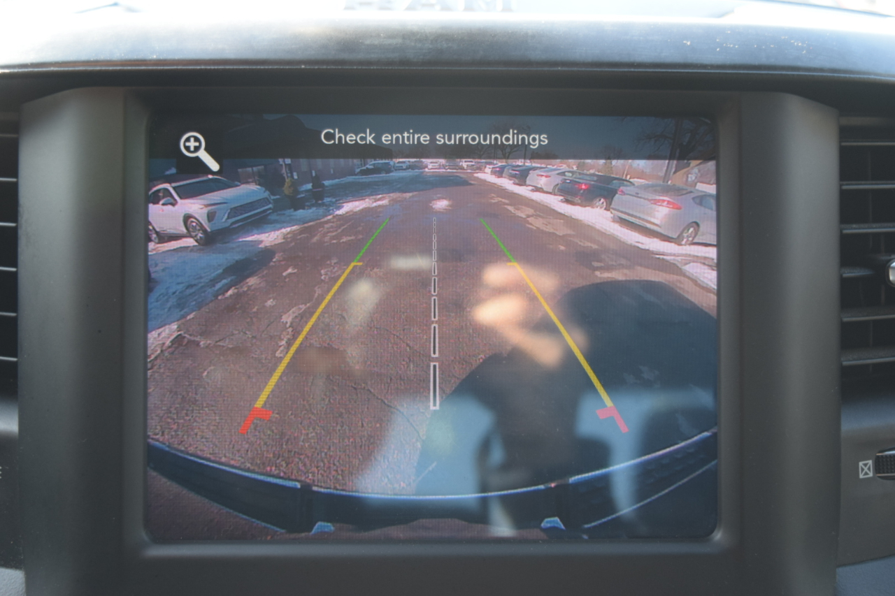 RAM 1500 Big Horn 4x4 Quad Cab 6'4" Box 2019