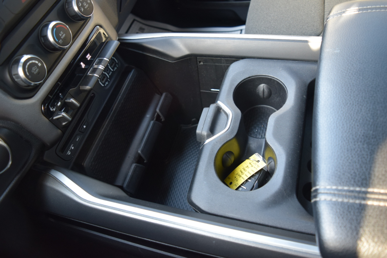 RAM 1500 Big Horn 4x4 Quad Cab 6'4" Box 2019