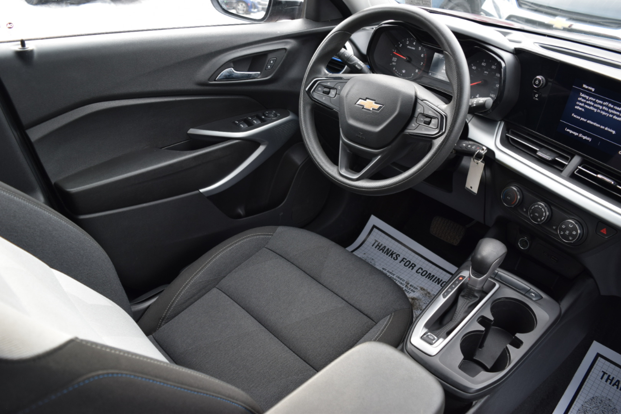 Chevrolet Trax FWD 4dr LS 2024