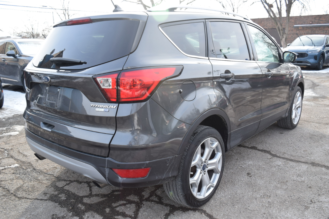 Ford Escape Titanium 4WD 2019
