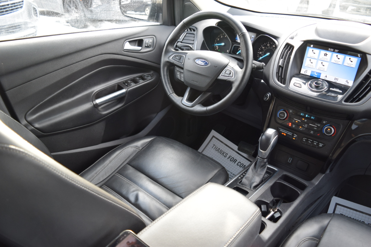 Ford Escape Titanium 4WD 2019