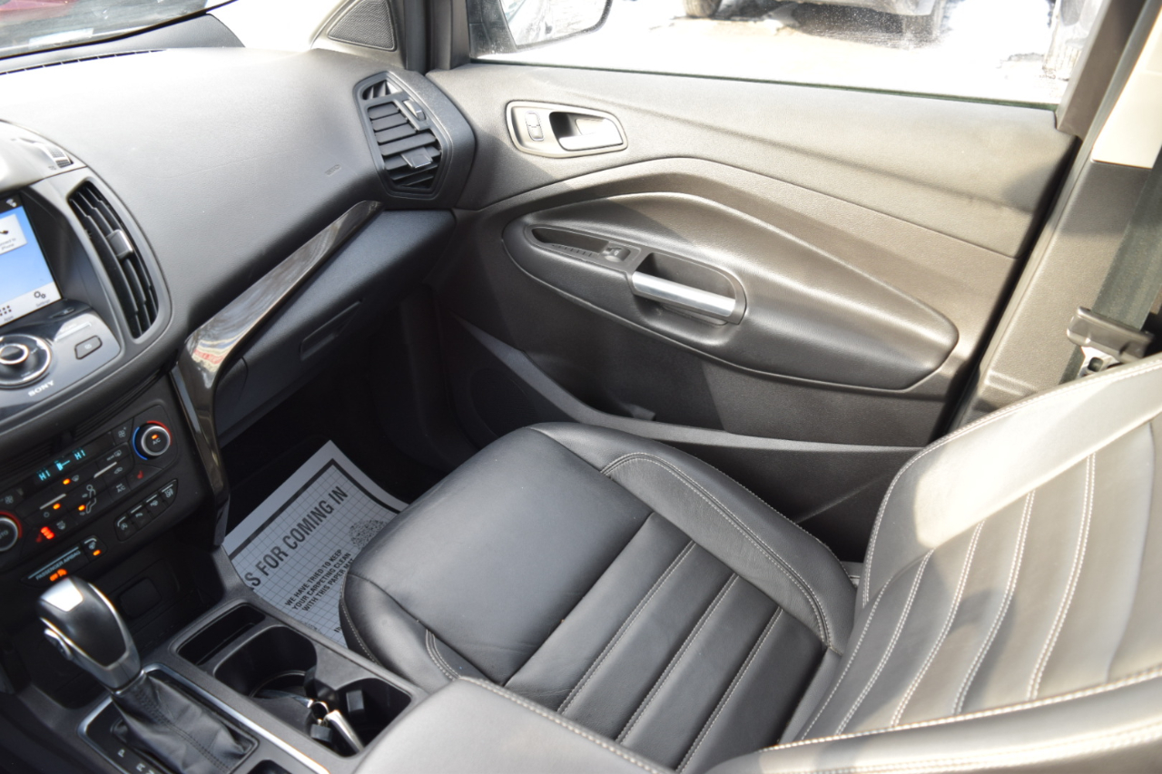 Ford Escape Titanium 4WD 2019