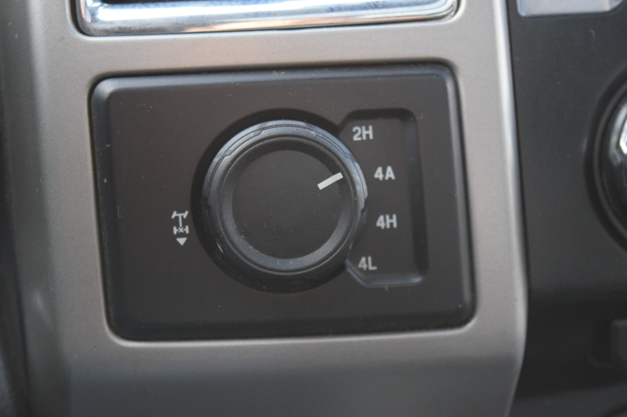 Ford F-150 4WD SuperCrew 145" King Ranch 2016