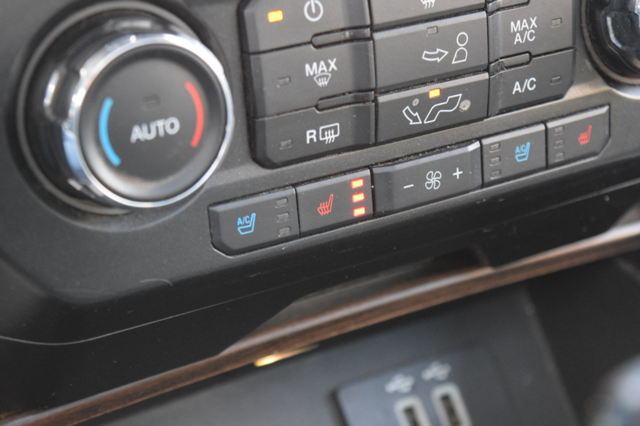 Ford F-150 4WD SuperCrew 145" King Ranch 2016