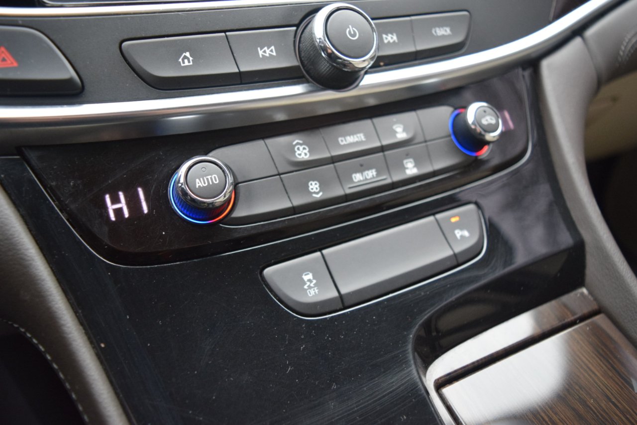 Buick LaCrosse 4dr Sdn Preferred FWD 2019