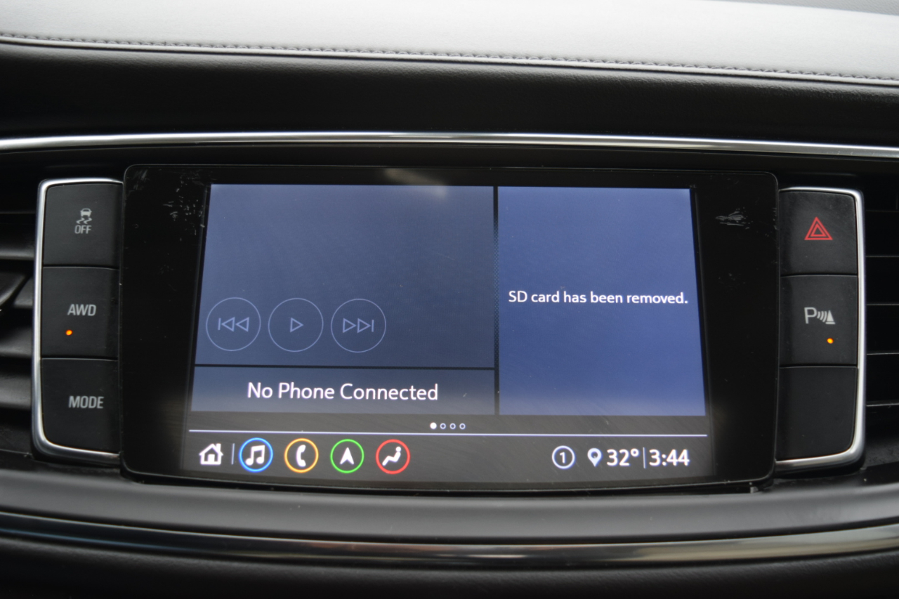 Buick Enclave AWD 4dr Essence 2021