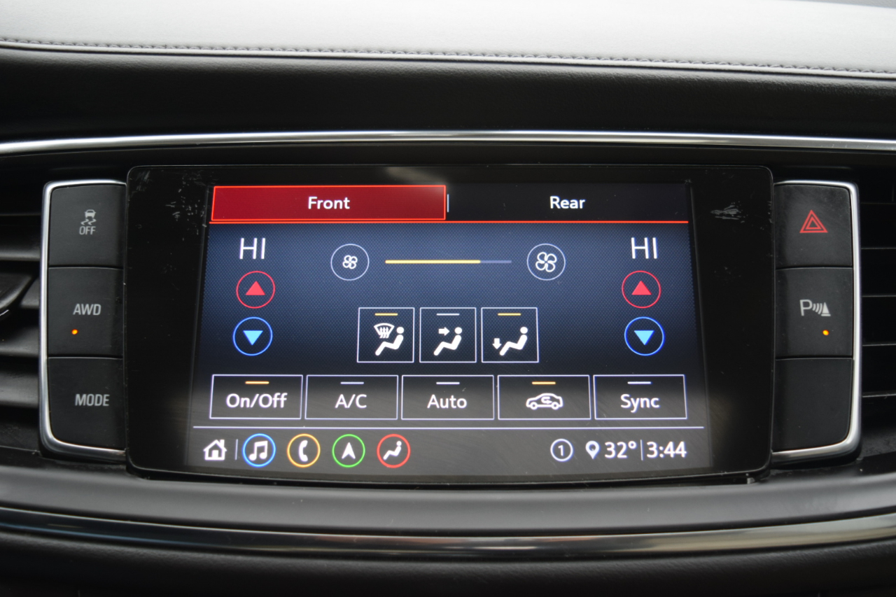 Buick Enclave AWD 4dr Essence 2021