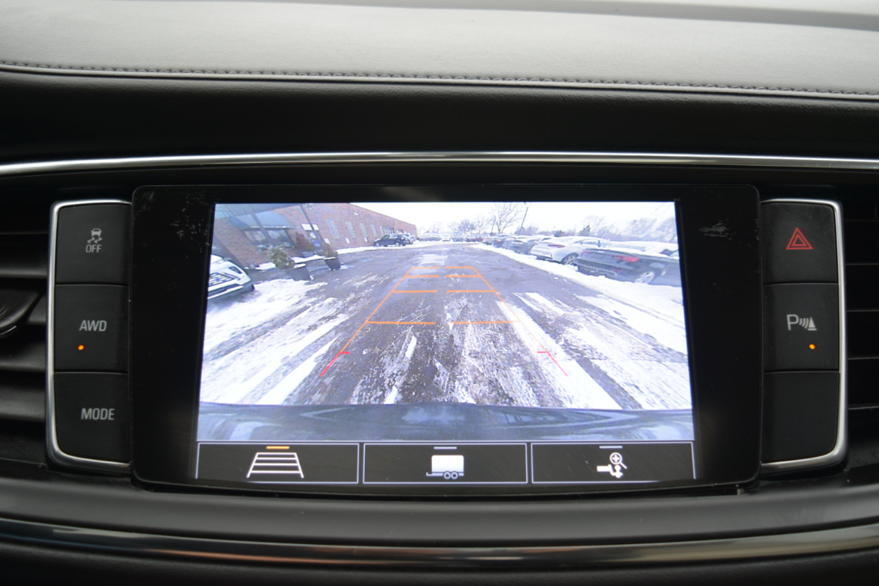 Buick Enclave AWD 4dr Essence 2021
