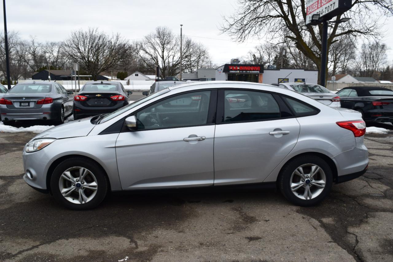 Ford Focus 4dr Sdn SE 2013