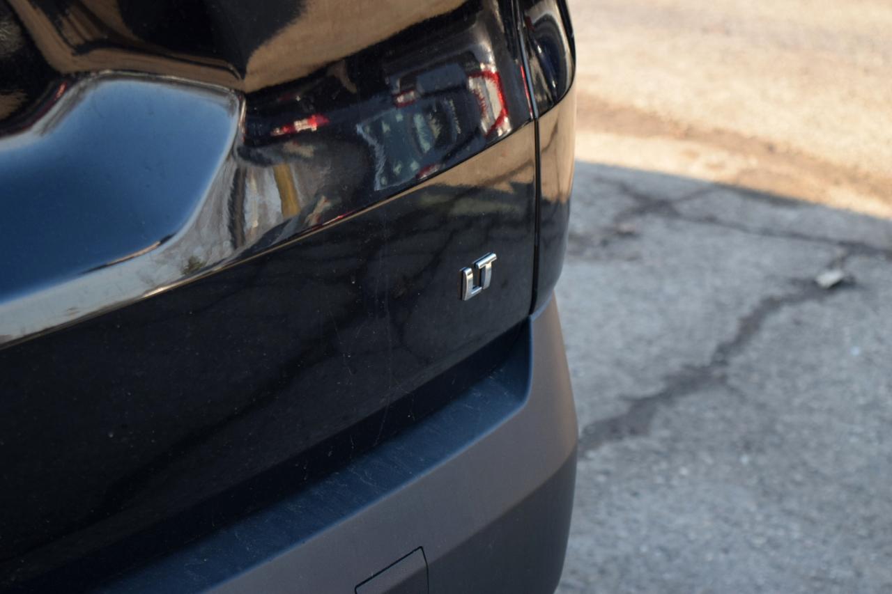 Chevrolet Traverse FWD 4dr LT Leather 2023